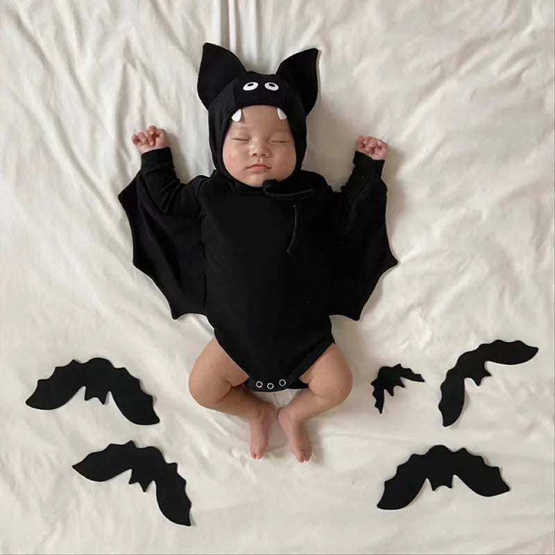 NovibebeCo. Baby Halloween Bat Sleeve Bodysuit & Hat Set