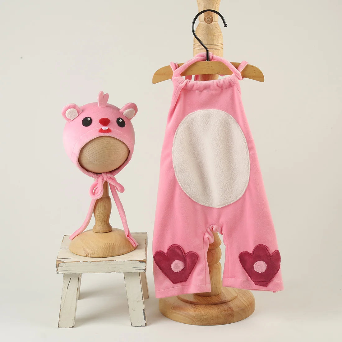 NovibebeCo. Newborn Watermelon Costume & Photo Prop Set
