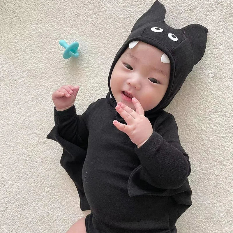 NovibebeCo. Baby Halloween Bat Sleeve Bodysuit & Hat Set