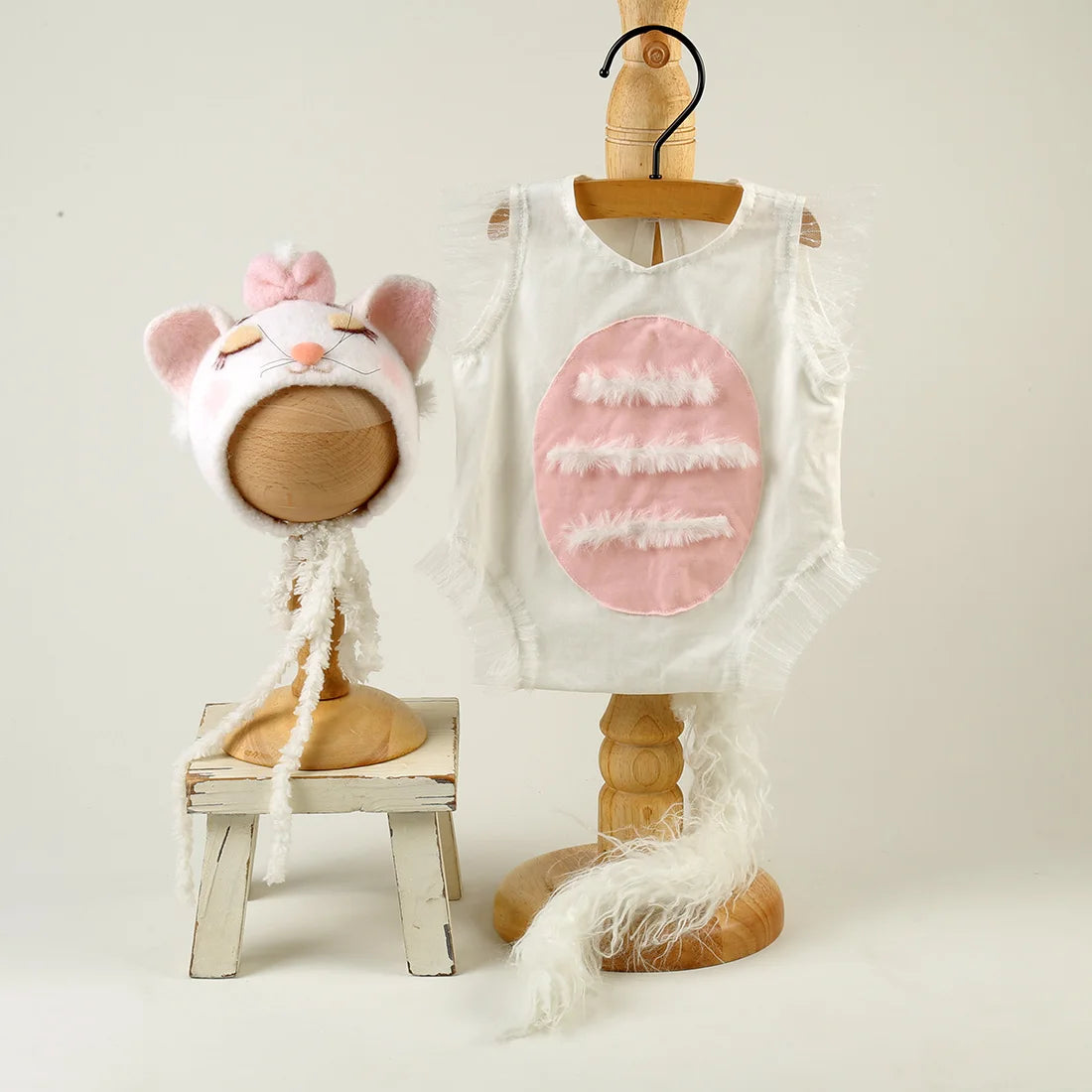 NovibebeCo. Newborn Watermelon Costume & Photo Prop Set